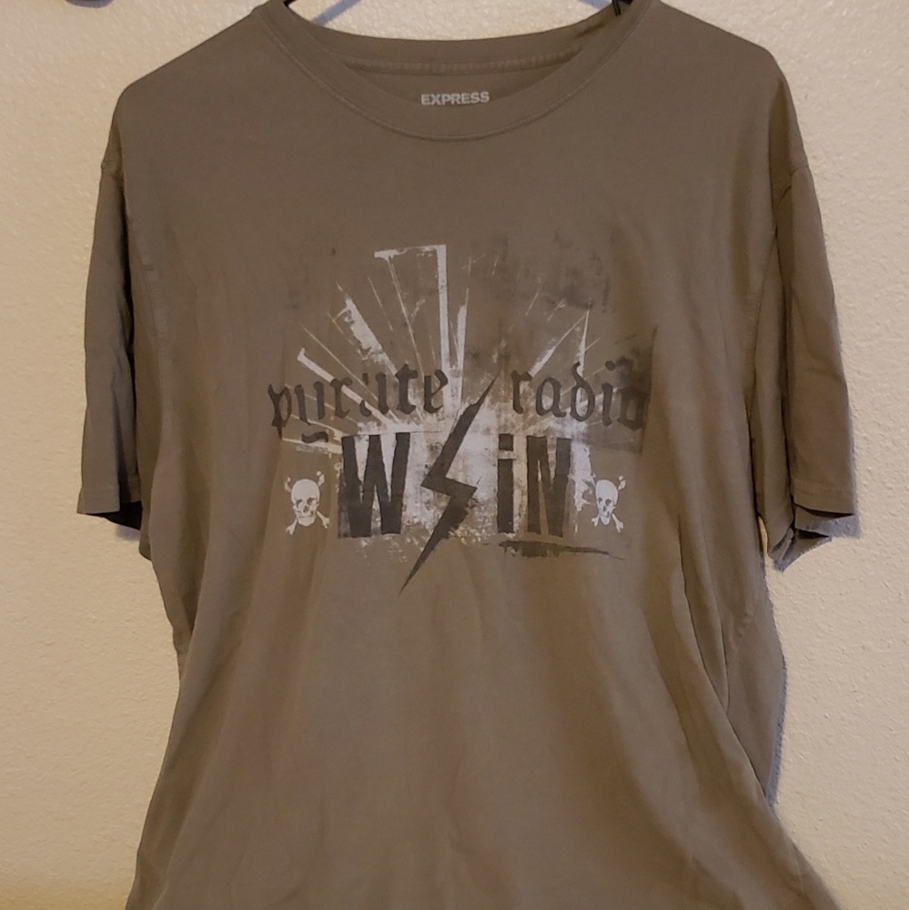 Express tshirt